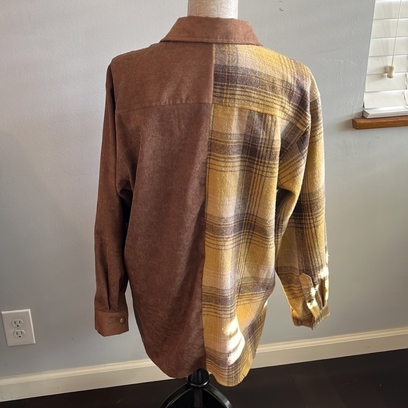 Better Be M/L button down shirt corduroy and plaid print. - Picture 5 of 7